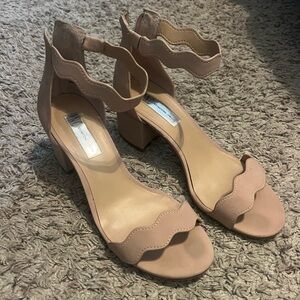I.N.C. Tan Heels Size 8